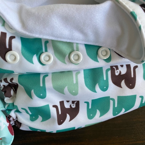 Mama Koala Cloth Diapers and inserts - Picture 4 of 4